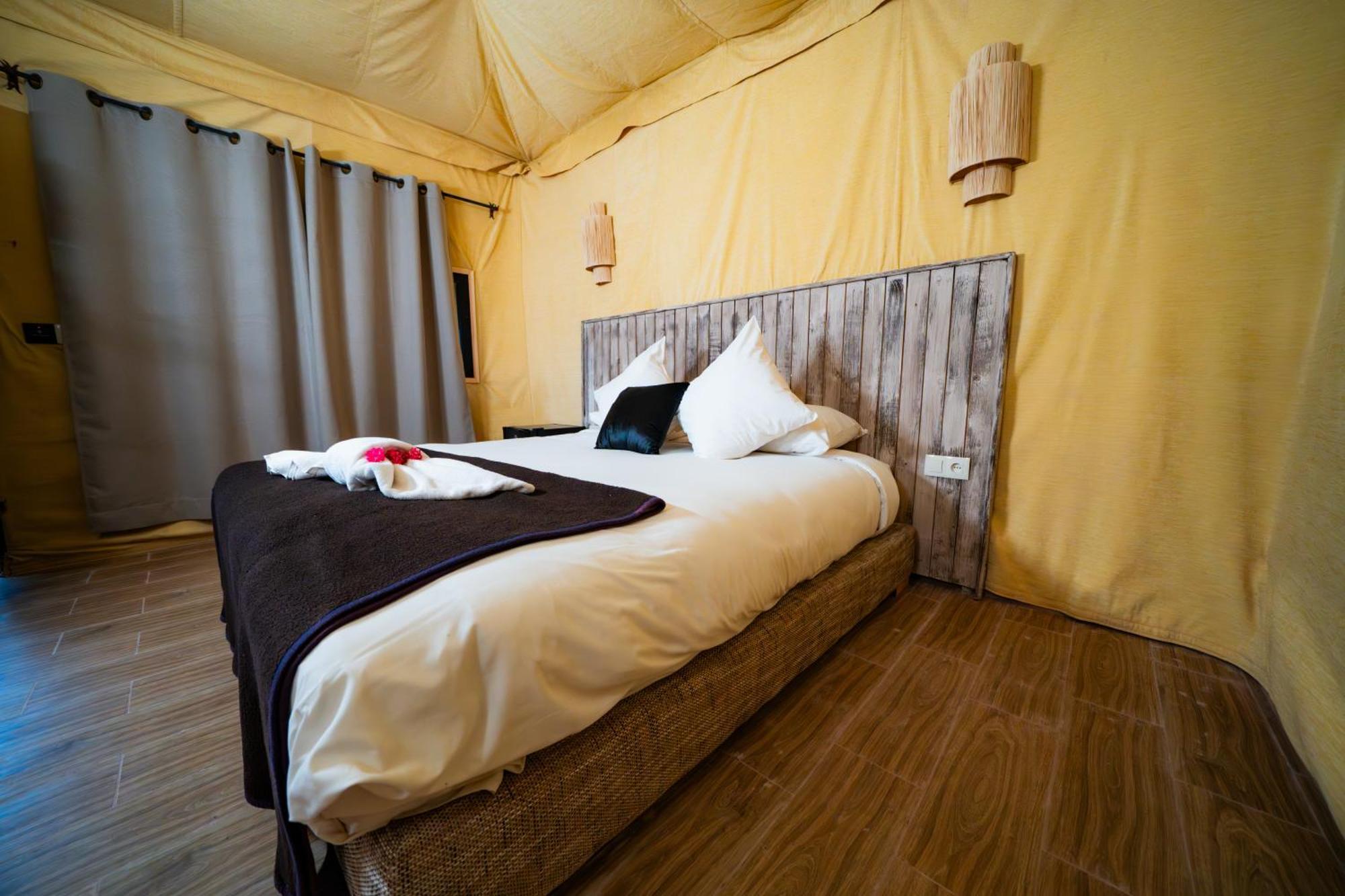 Le Bedouin Agafay Villa มาร์ราเกช ภายนอก รูปภาพ