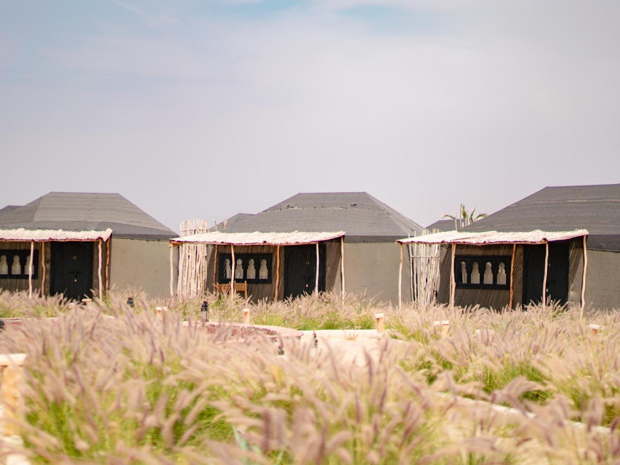 Le Bedouin Agafay Villa มาร์ราเกช ภายนอก รูปภาพ